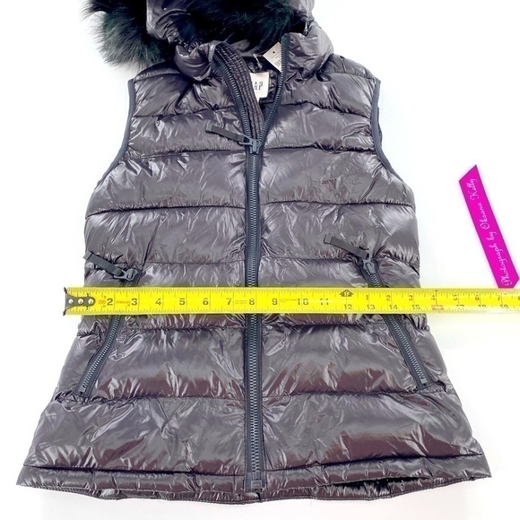 GAP Black Vest women’s size XS Hooded Faux Fur - Picture 8 of 14